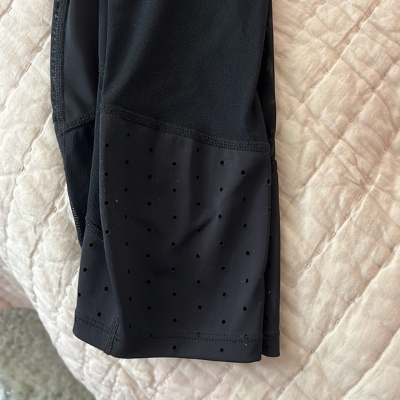 Athlete leggings, size small - Picture 3 of 4